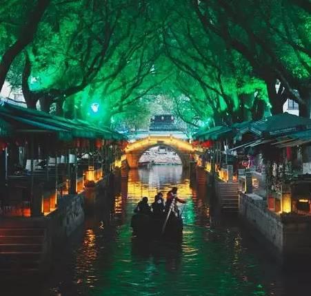 逃出安逸小乡村